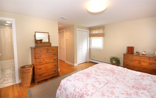 23 Tanager Road Attleboro, MA 02703 - Photo 18 of 25 Gallery Image 18