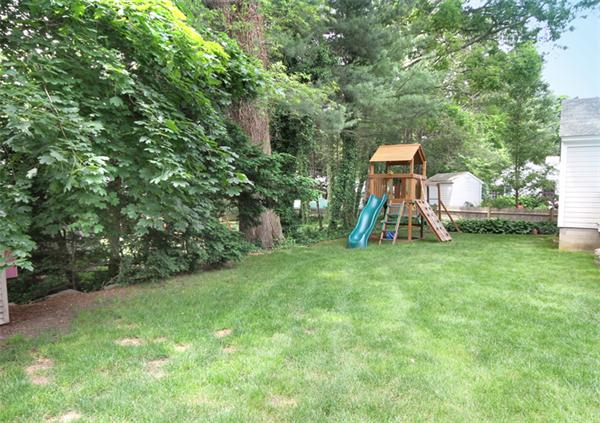 23 Tanager Road Attleboro, MA 02703 - Photo 24 of 25 Gallery Image 24