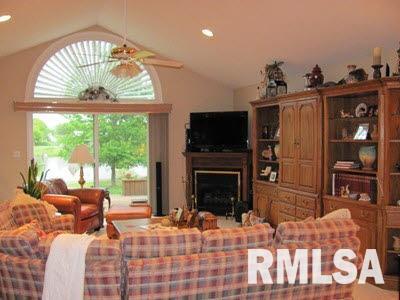 2510 Rae Allen Lane Marion, IL 62959 - Photo 4 of 19 Gallery Image 4