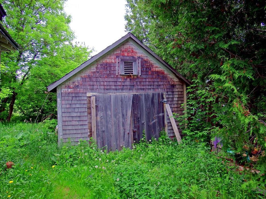 8 Foxcroft Road Houlton, ME 04730 - Photo 9 of 21 Photo