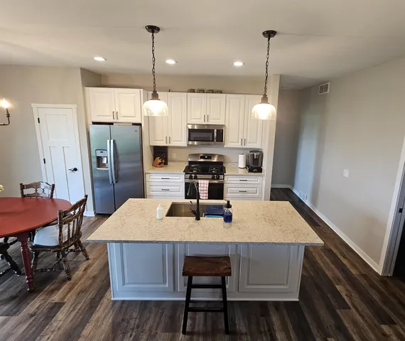 $499,900 | 456 North Hyland Street, Juneau, WI 53039