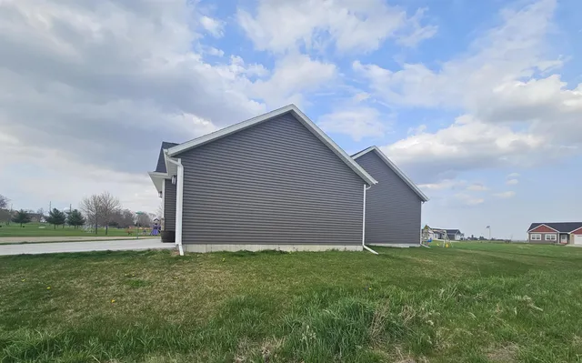 $499,900 | 456 North Hyland Street, Juneau, WI 53039