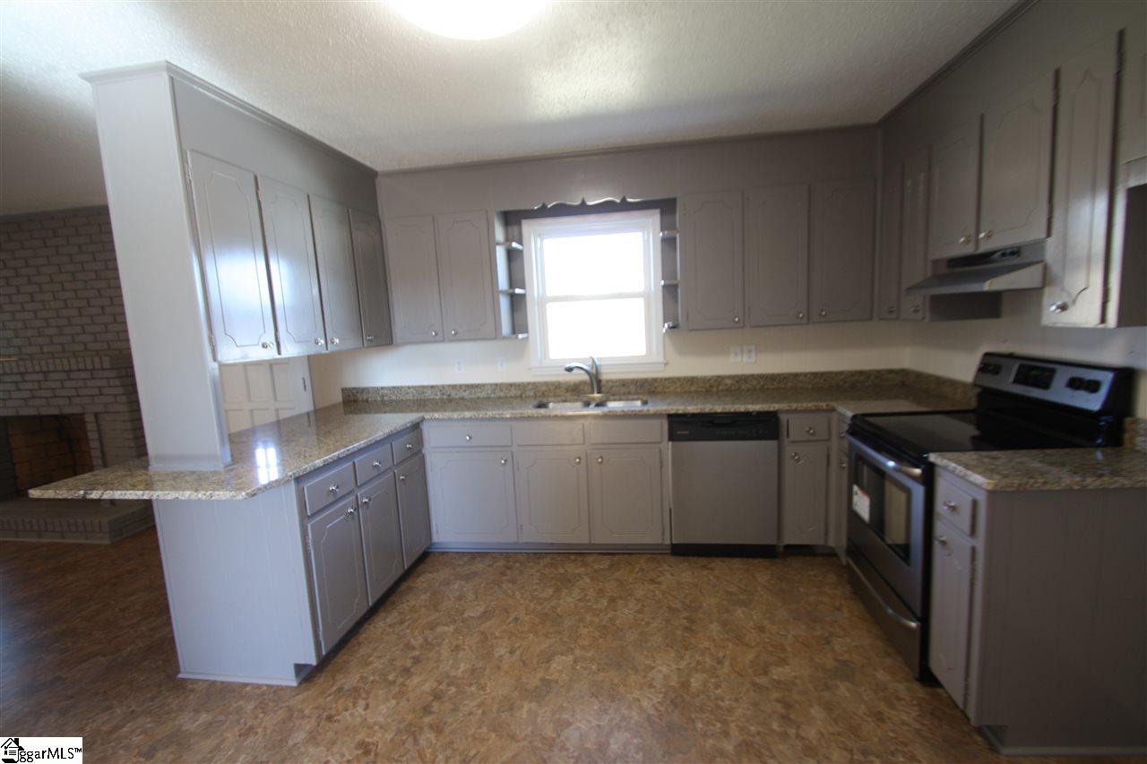 43 Montgomery Road Lyman, SC 29365 - Photo 7 of 17