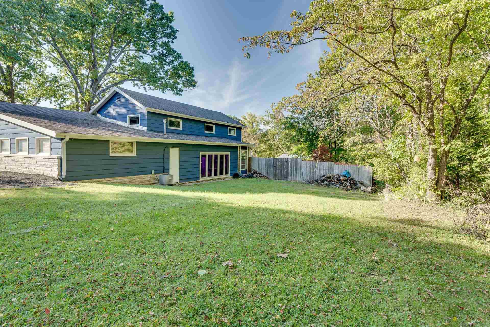 216 Mt Pleasant Road Bedford, IN 47421 - Photo 4 of 25
