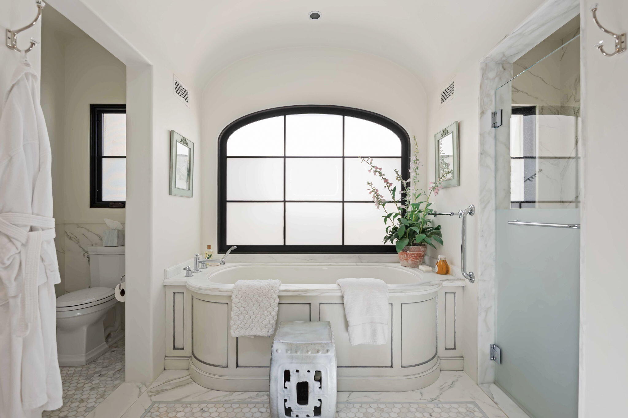 0 Boundary Drive Montecito, CA 93108 - Photo 16 of 26 a bathroom with a sink a mirror and a toilet