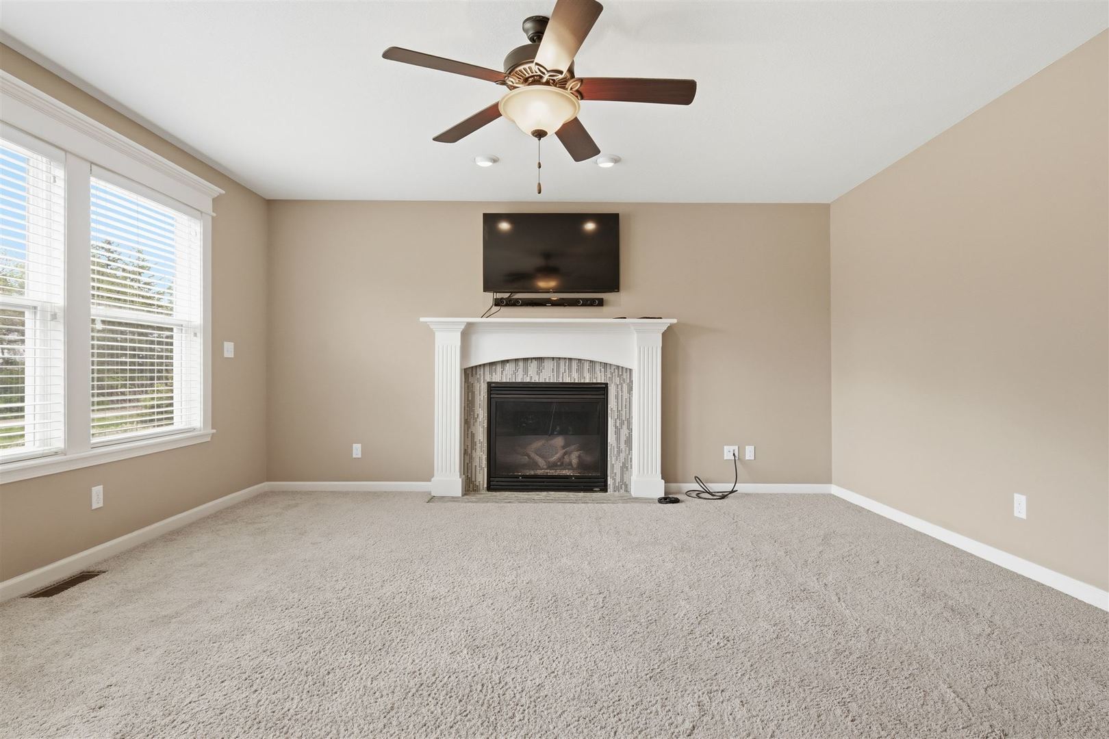 5403 Ferryman Road Bloomington, IL 61705 - Photo 10 of 40