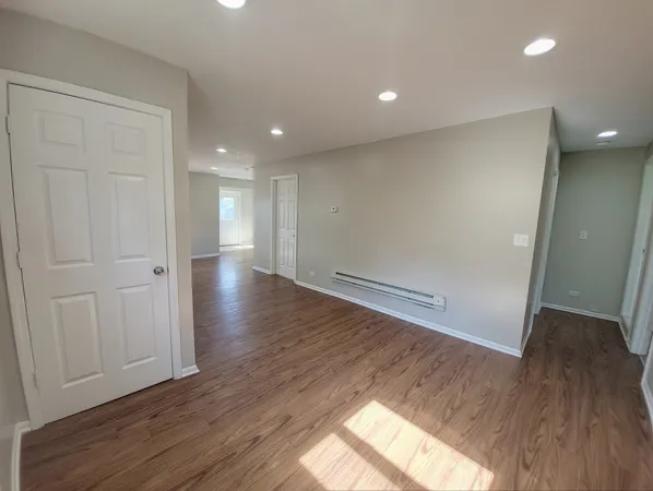 $261,000 | 121 Highmoor Drive, Round Lake Park, IL 60073