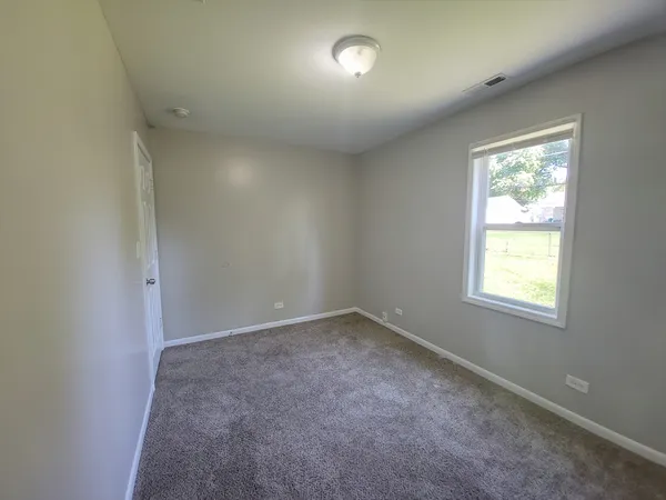 $261,000 | 121 Highmoor Drive, Round Lake Park, IL 60073
