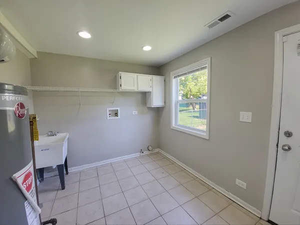 $261,000 | 121 Highmoor Drive, Round Lake Park, IL 60073