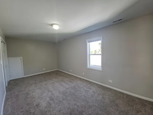 $269,000 | 121 Highmoor Drive, Round Lake Park, IL 60073