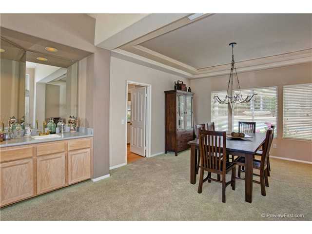 1813 Orchard Wood Road Encinitas, CA 92024 - Photo 8 of 22 Gallery Image 8
