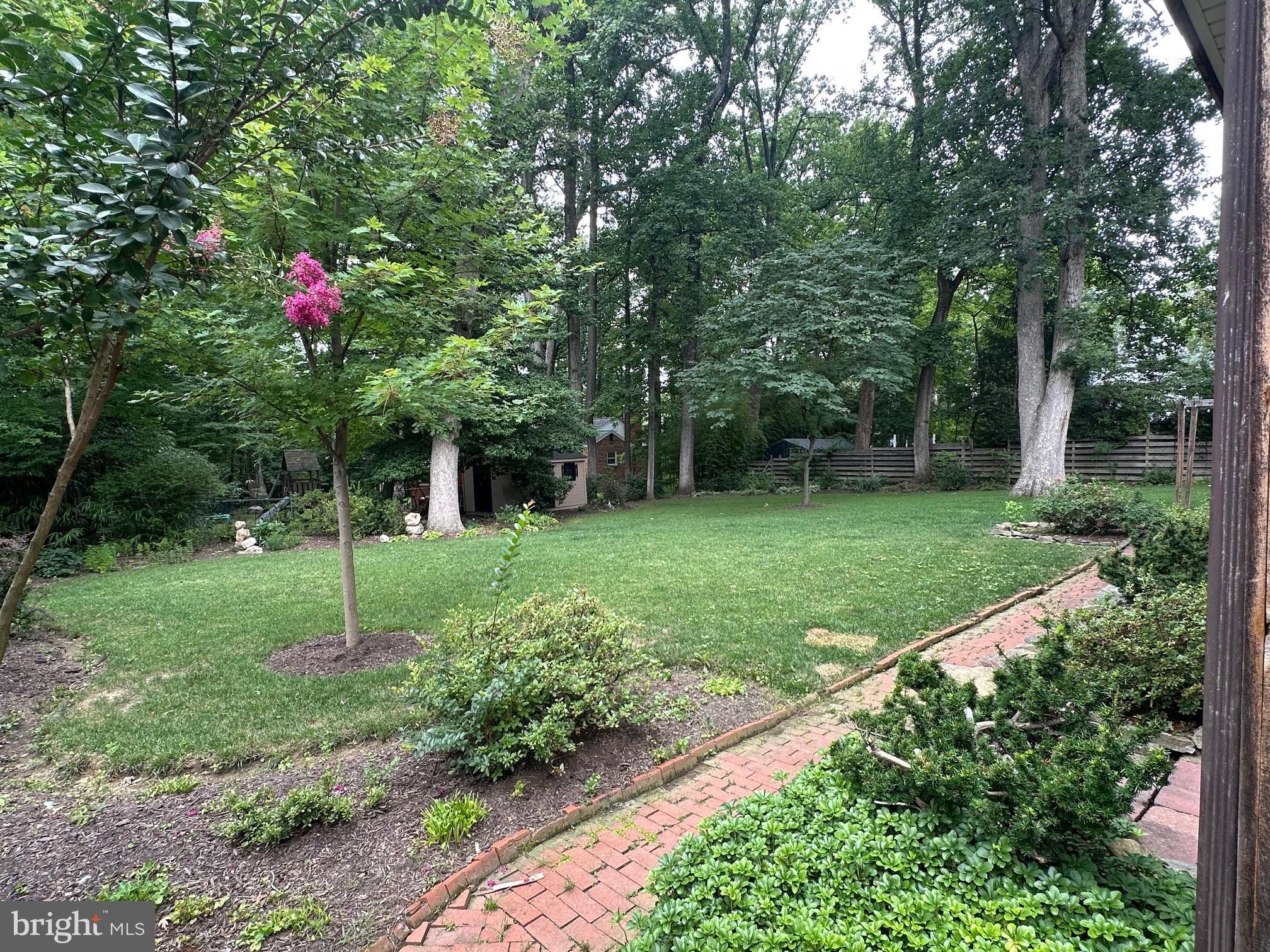 2332 Addison Street Vienna, VA 22180 - Photo 6 of 7