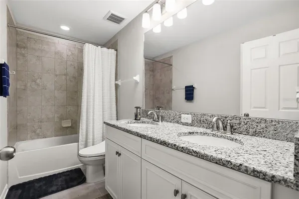 $3,500 | 3010 Adams Cross Drive, Zephyrhills, FL 33540