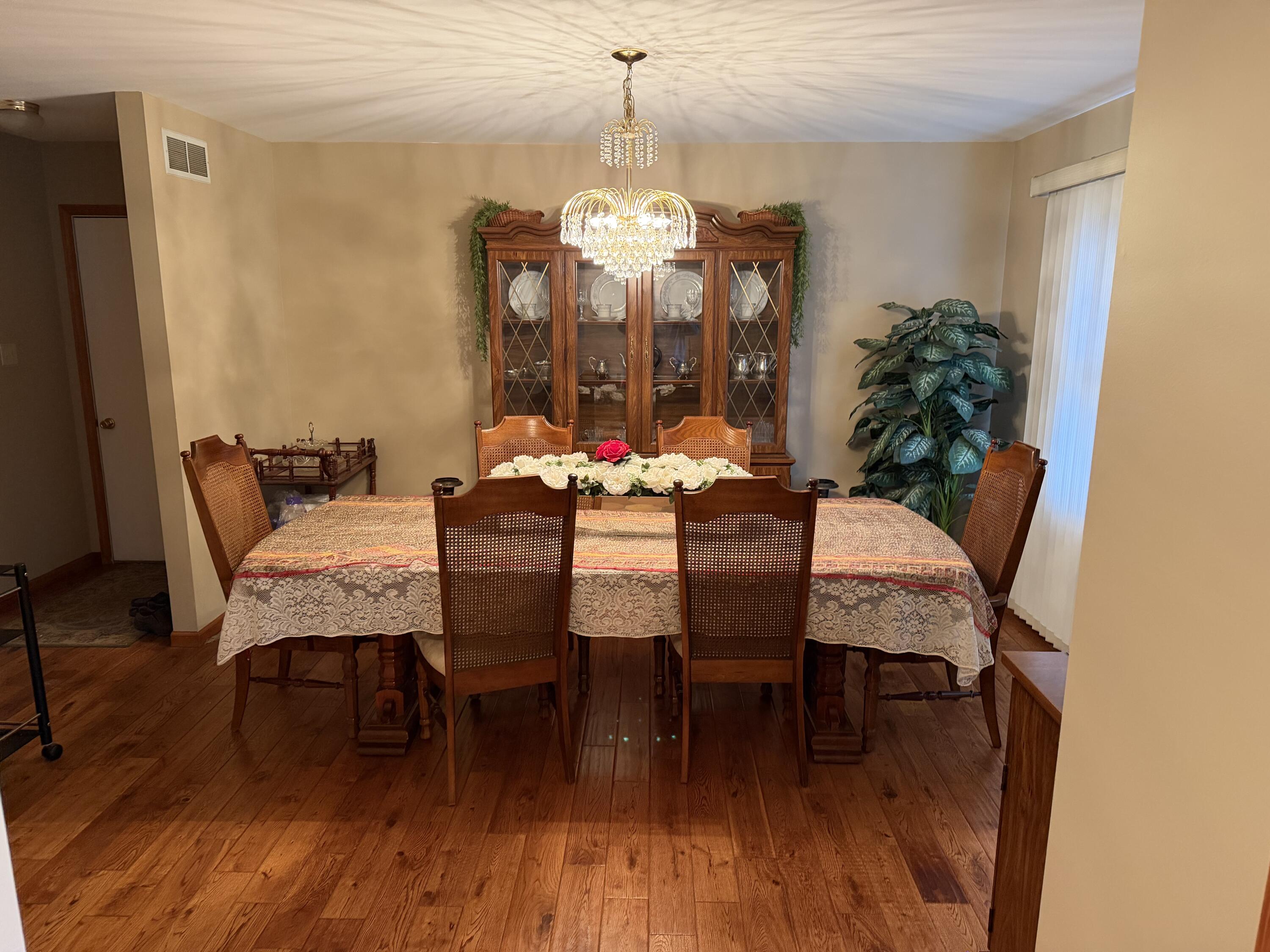 124 Beverly Drive Chesterton, IN 46304 - Photo 7 of 21 3000x2250