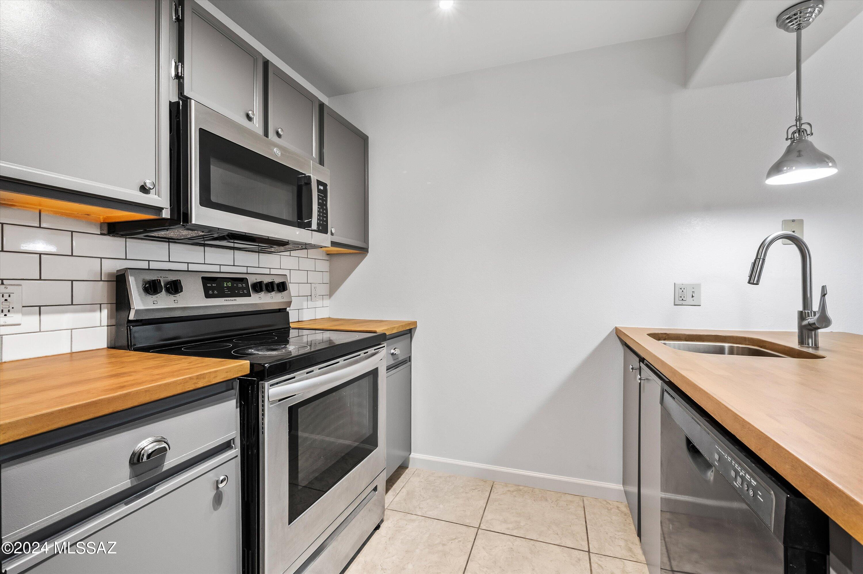 5751 North Kolb Road, Unit 30206 Tucson, AZ 85750 - Photo 15 of 34