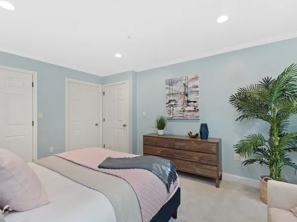 $5,200 | 108 Harvard Street, Unit 1, Brookline, MA 02446