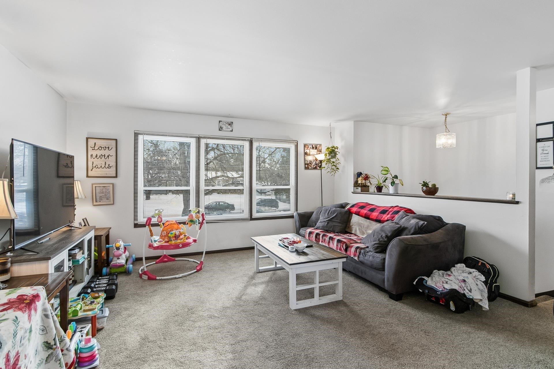 451 Bonnie Road Cottage Grove, WI 53527 - Photo 9 of 36