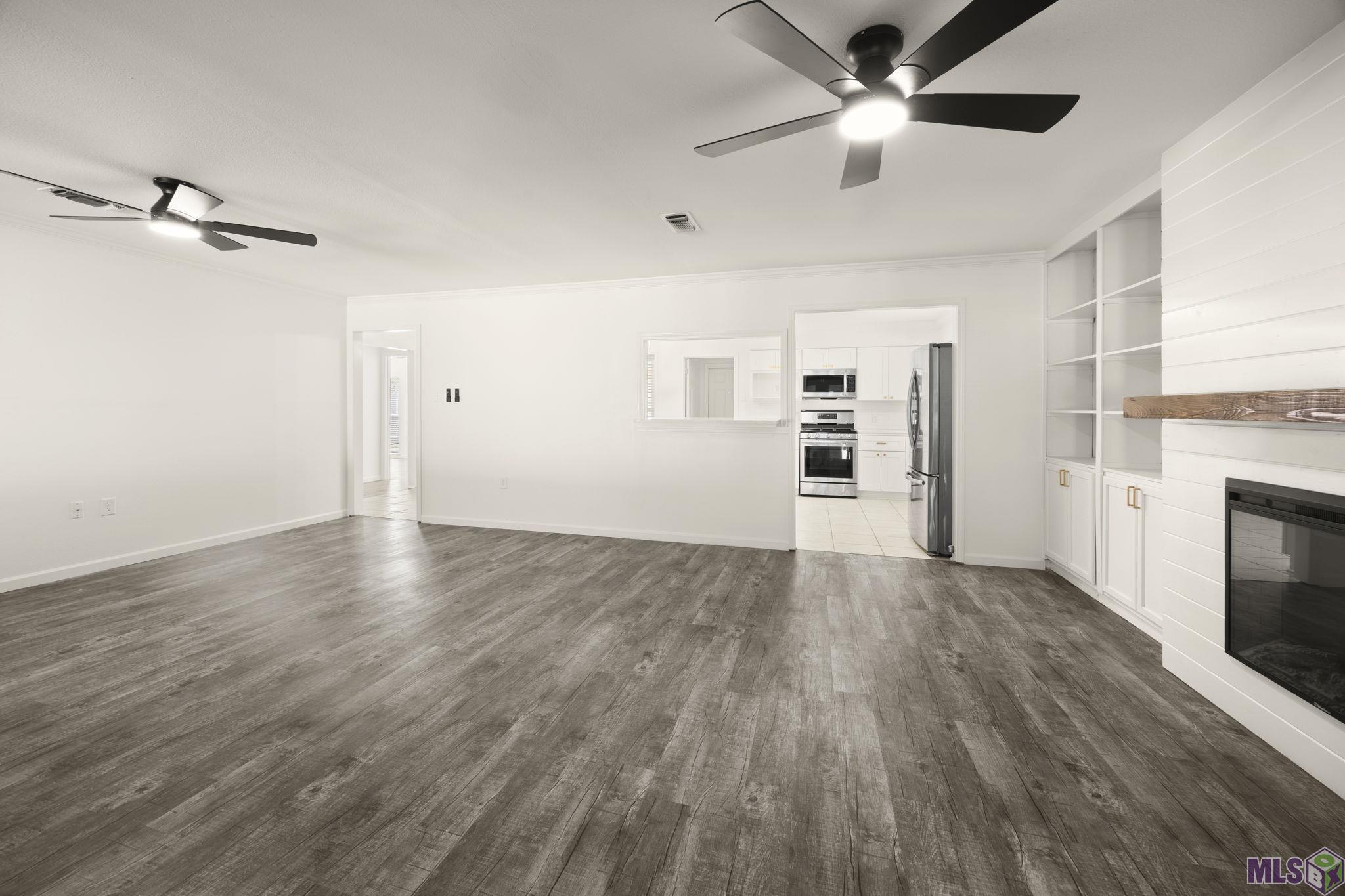 9521 Rustling Oaks Drive Baton Rouge, LA 70818 - Photo 5 of 20 Gallery Image 5