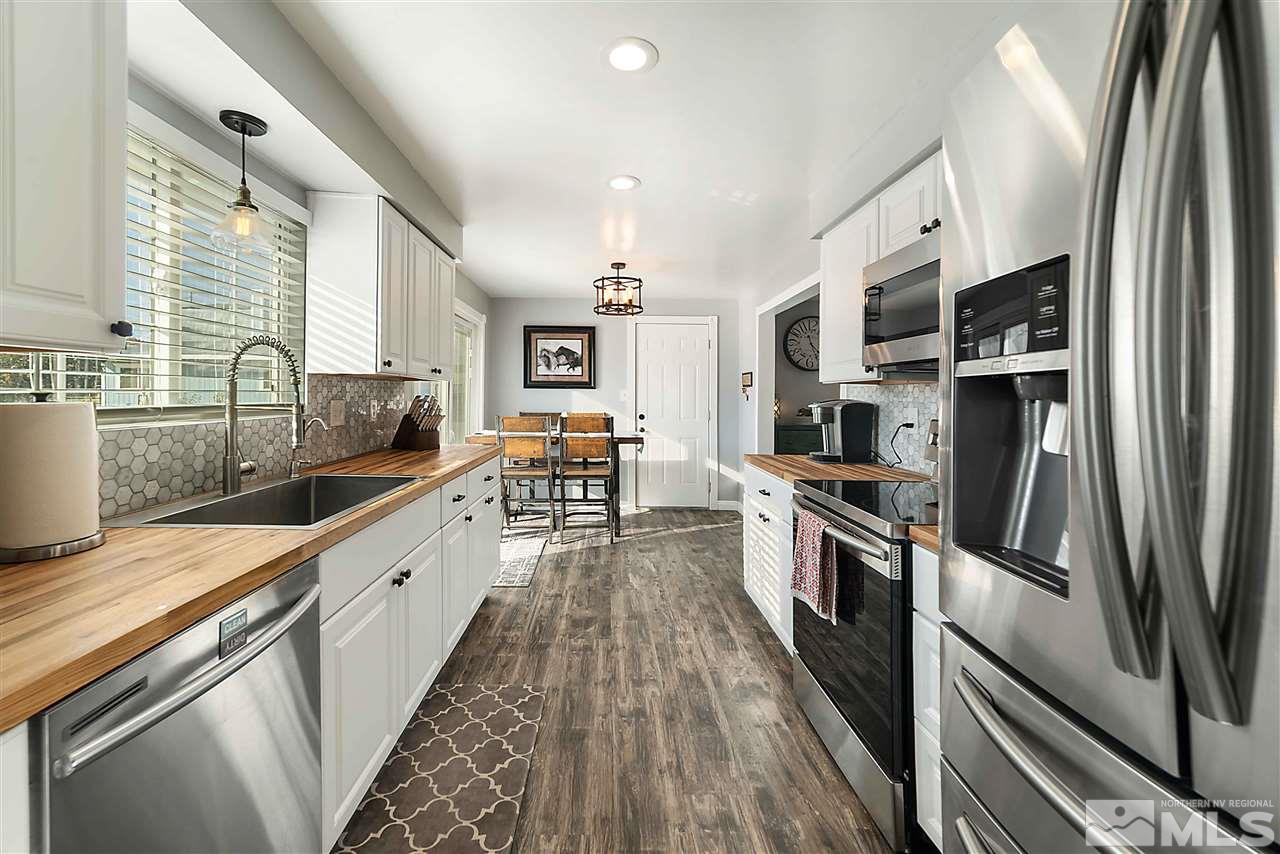 7545 Estates Road Reno, NV 89506 - Photo 11 of 38 Photo 11