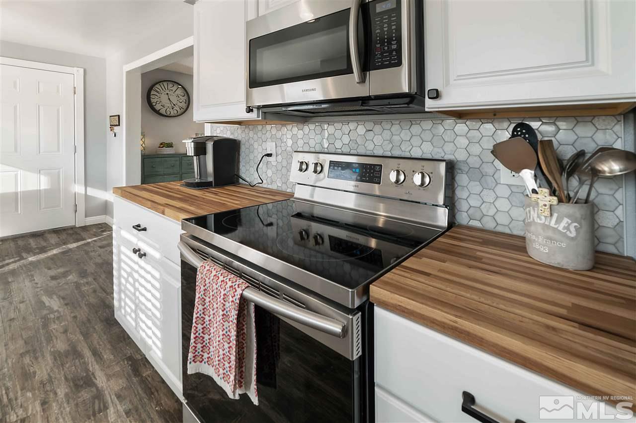 7545 Estates Road Reno, NV 89506 - Photo 13 of 38 Photo 13