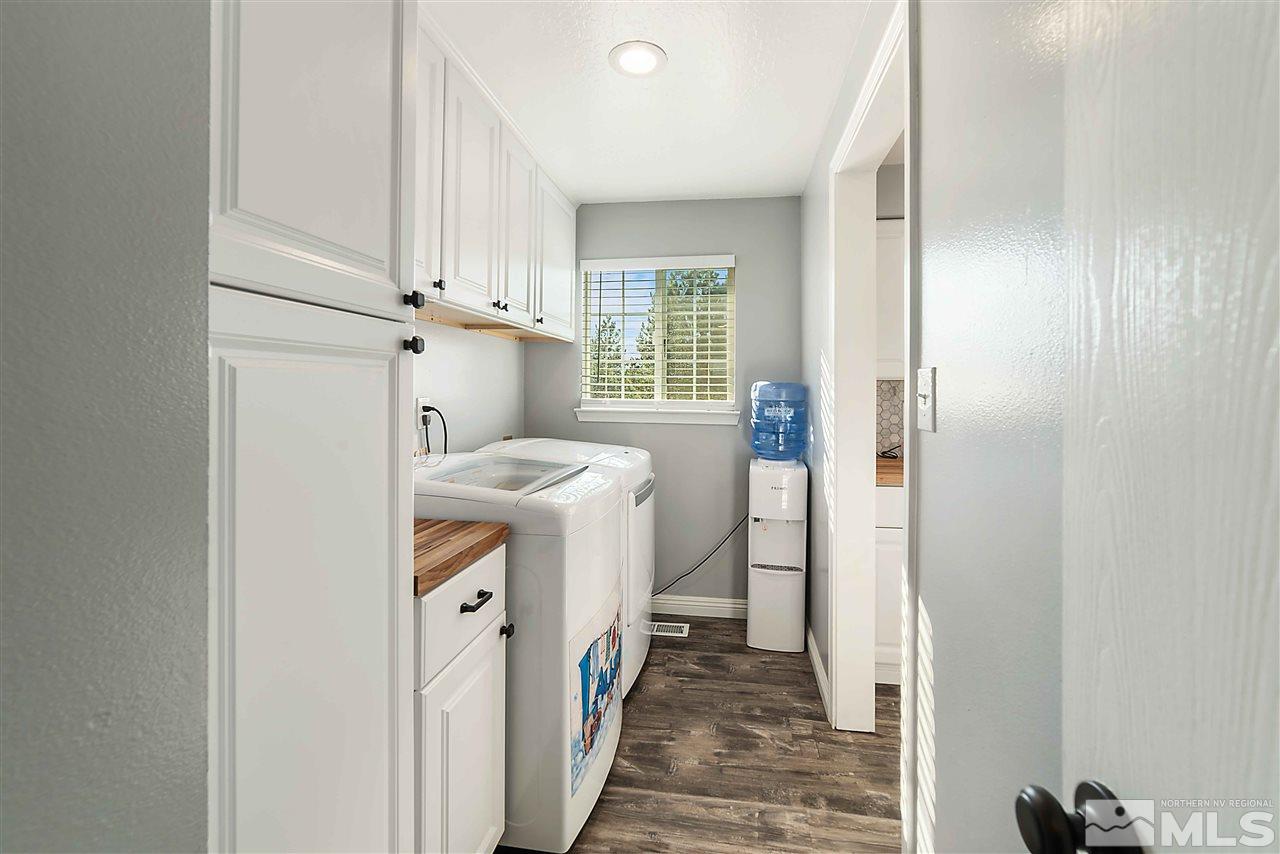 7545 Estates Road Reno, NV 89506 - Photo 10 of 38 Photo 10