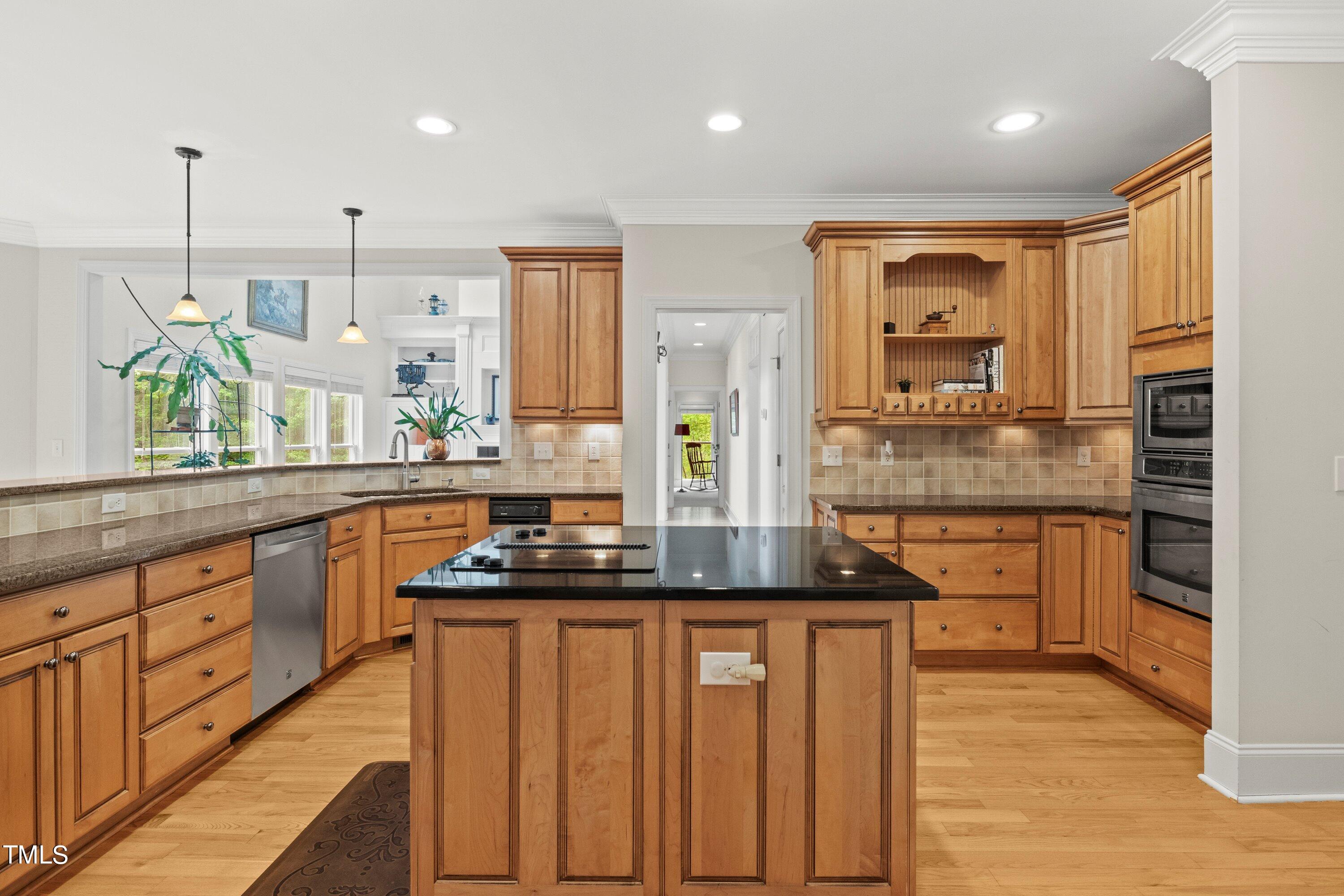 3200 Signature Lane Raleigh, NC 27606 - Photo 14 of 53 20-202404173200 Signature Ln_0015