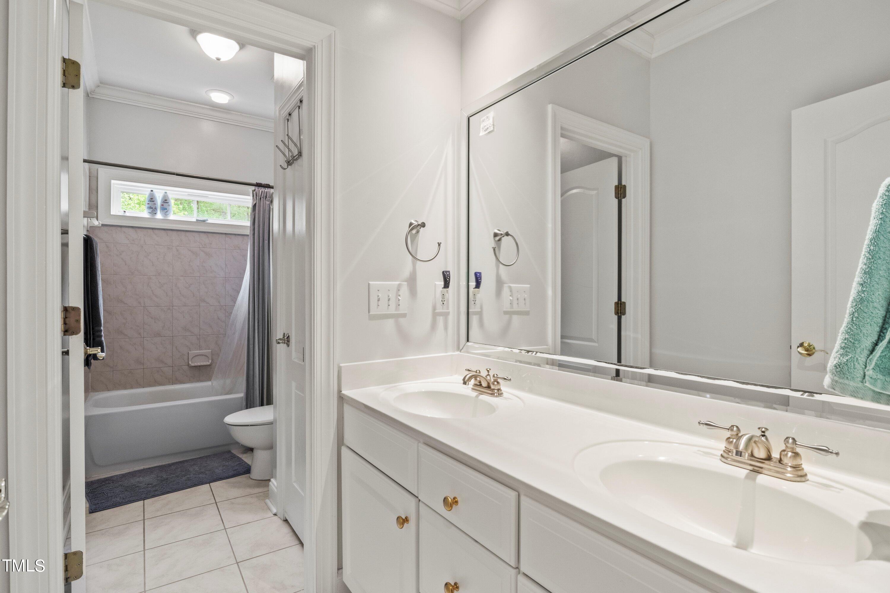 3200 Signature Lane Raleigh, NC 27606 - Photo 33 of 53 42-202404173200 Signature Ln_0037