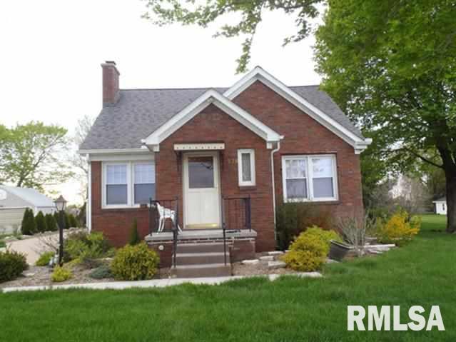 520 East Memorial Road Walcott, IA 52773 - Photo 1 of 9 Gallery Image 1