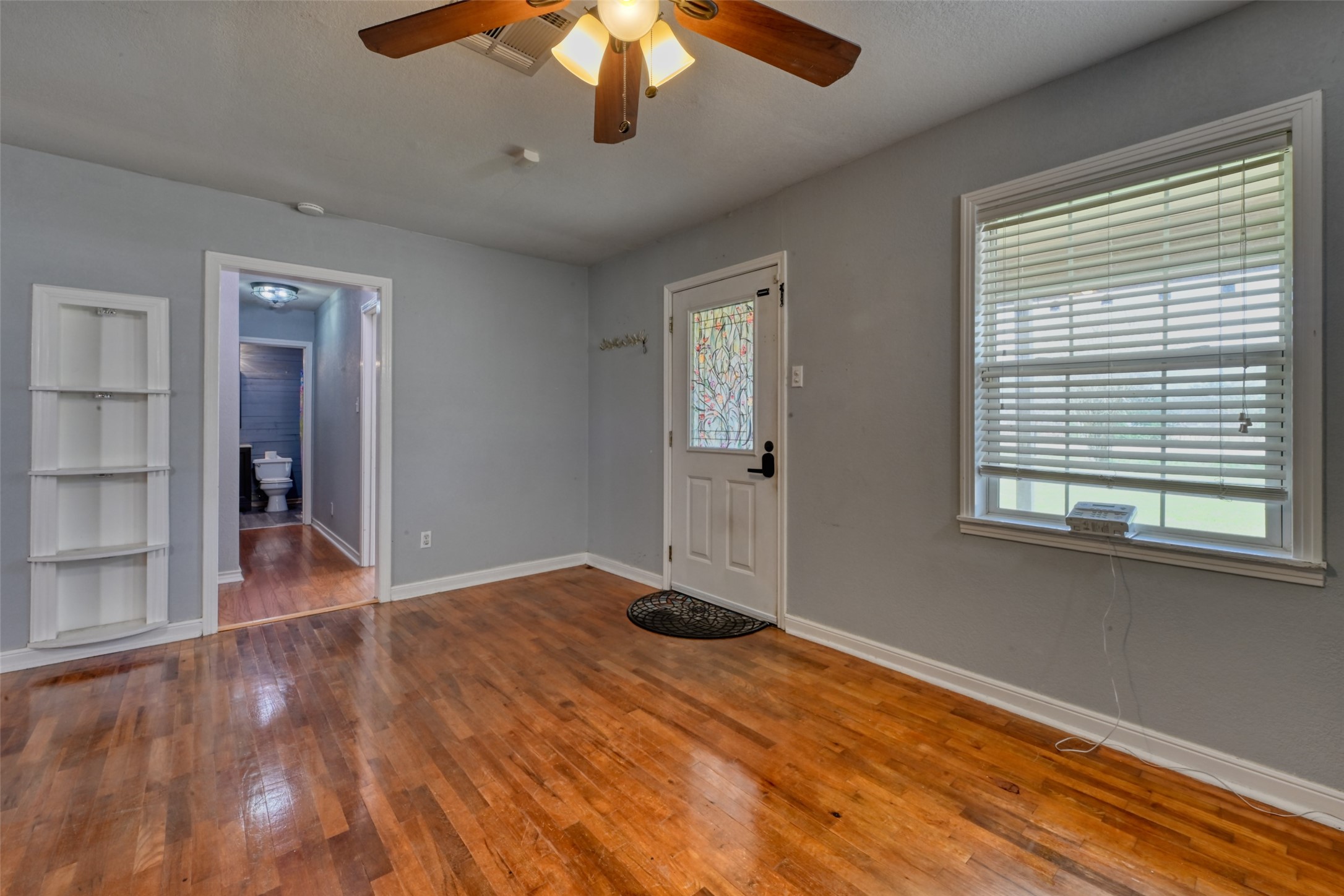 2125 Shanks Road Angleton, TX 77515 - Photo 5 of 25
