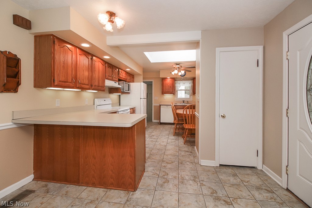 7714 Hopkins Road Mentor, OH 44060 - Photo 7 of 34 Gallery Image 7
