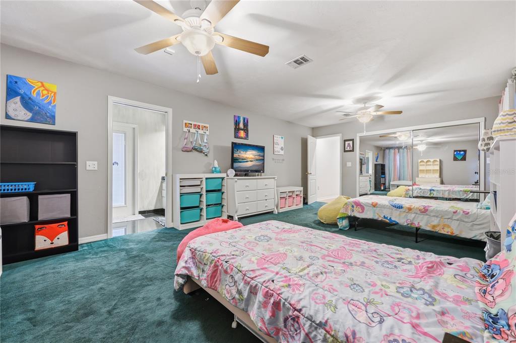 4249 Northwest 56 Way Gainesville, FL 32606 - Photo 29 of 37