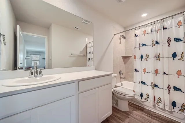 $2,200 | 434 Windy Reed Road, Hutto, TX 78634