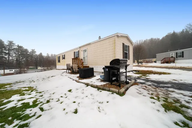 $135,900 | 9 Berle Drive, Boscawen, NH 03303