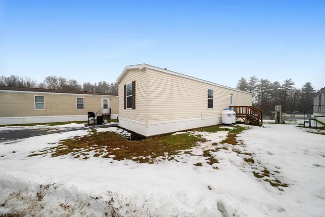 $135,900 | 9 Berle Drive, Boscawen, NH 03303