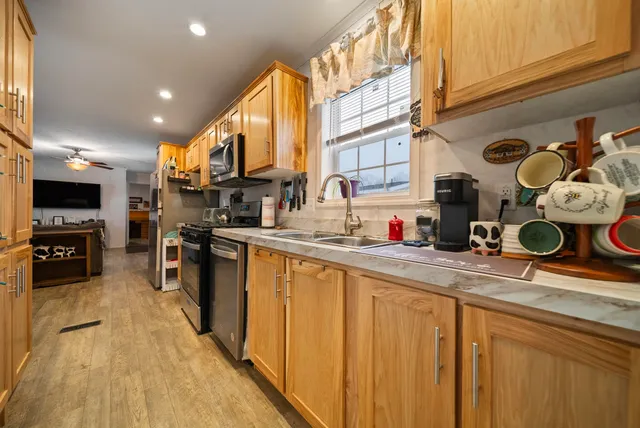 $135,900 | 9 Berle Drive, Boscawen, NH 03303