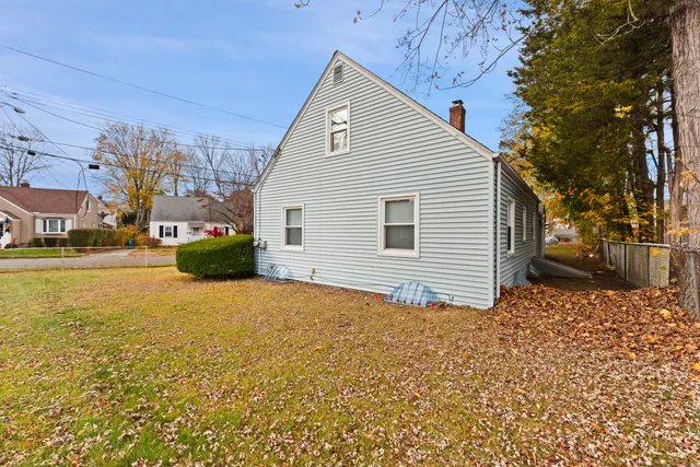 a house view with a outdoor space