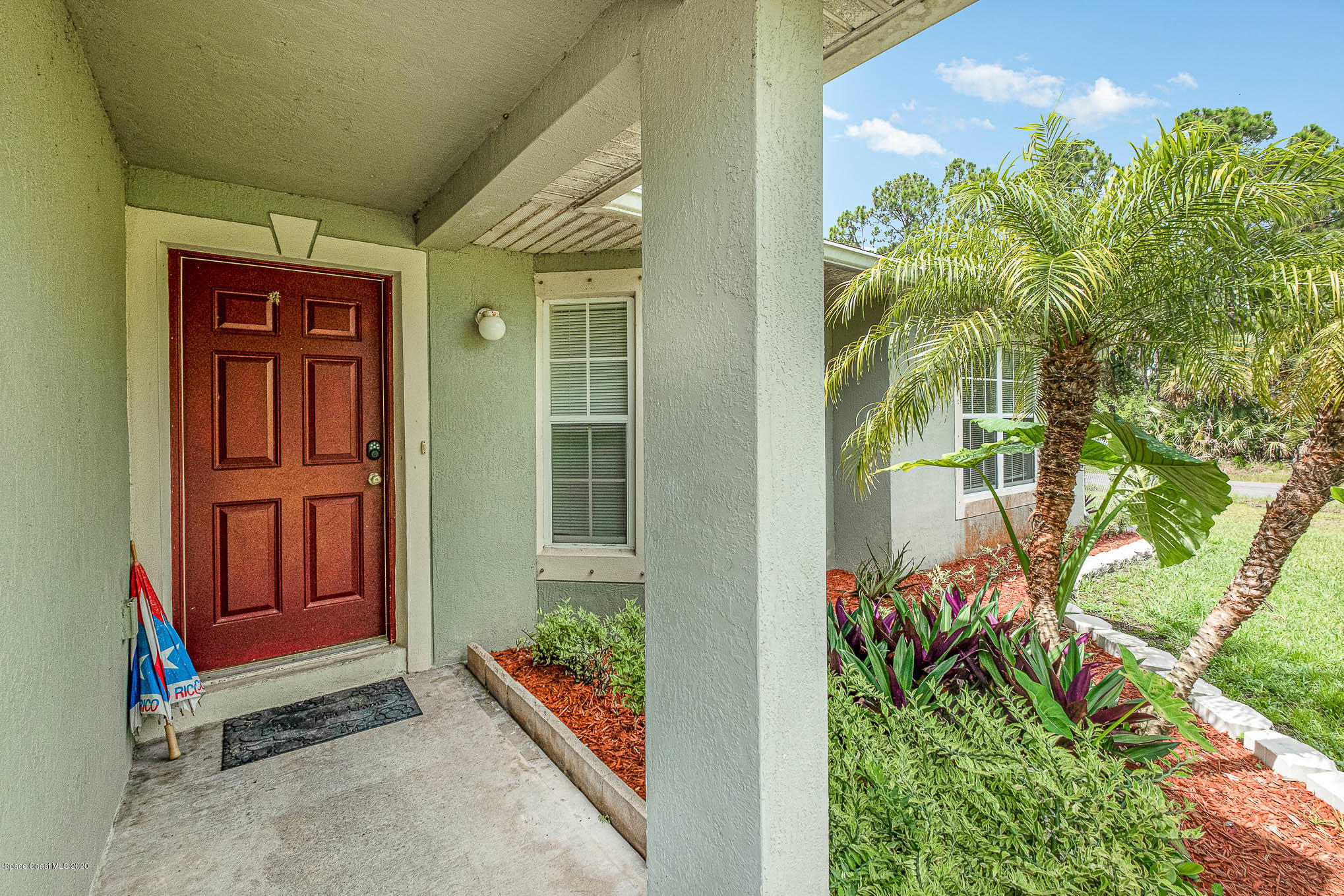 498 Scarlet Road Southwest Palm Bay, FL 32908 - Photo 6 of 24