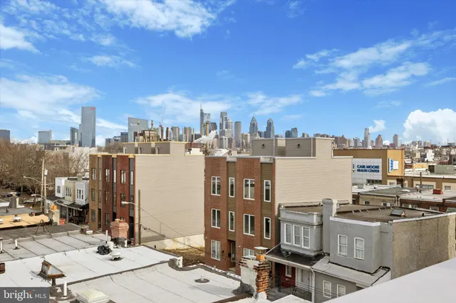 a view of entryway door of the house