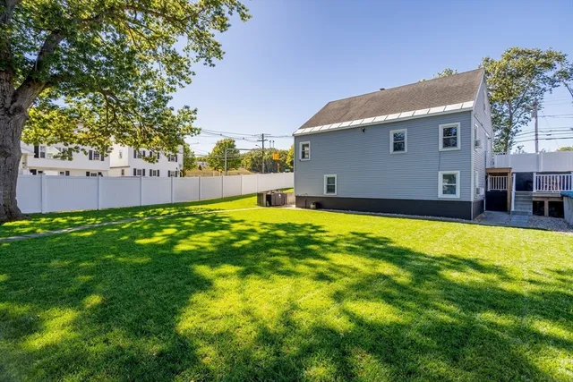 $1,600 | 46 Viscoloid Avenue, Unit 1, Leominster, MA 01453