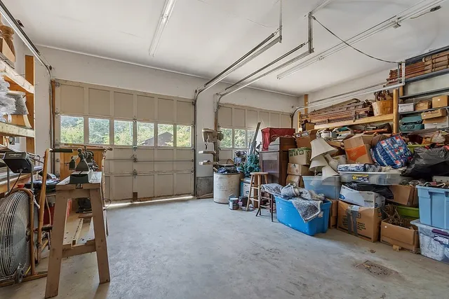 $1,800 | 1418 Old Homestead Highway, Swanzey, NH 03446