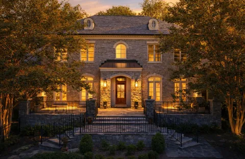 $3,150,000 | 1810 Tyne Boulevard, Nashville, TN 37215