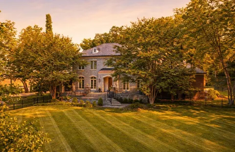 $3,150,000 | 1810 Tyne Boulevard, Nashville, TN 37215