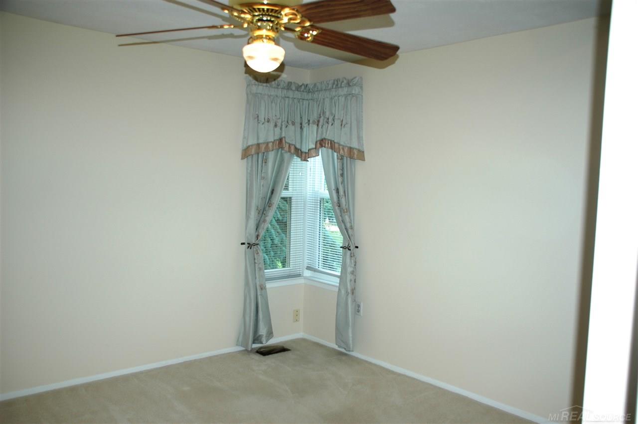 2171 Highsplint Drive Rochester Hills, MI 48307 - Photo 14 of 28