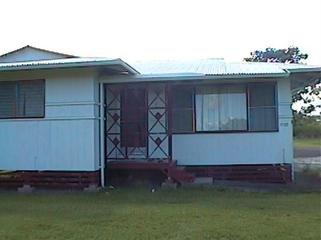 17-222 Volcano Road Keaau, HI 96749 - Photo 2 of 6 a house with a outdoor space