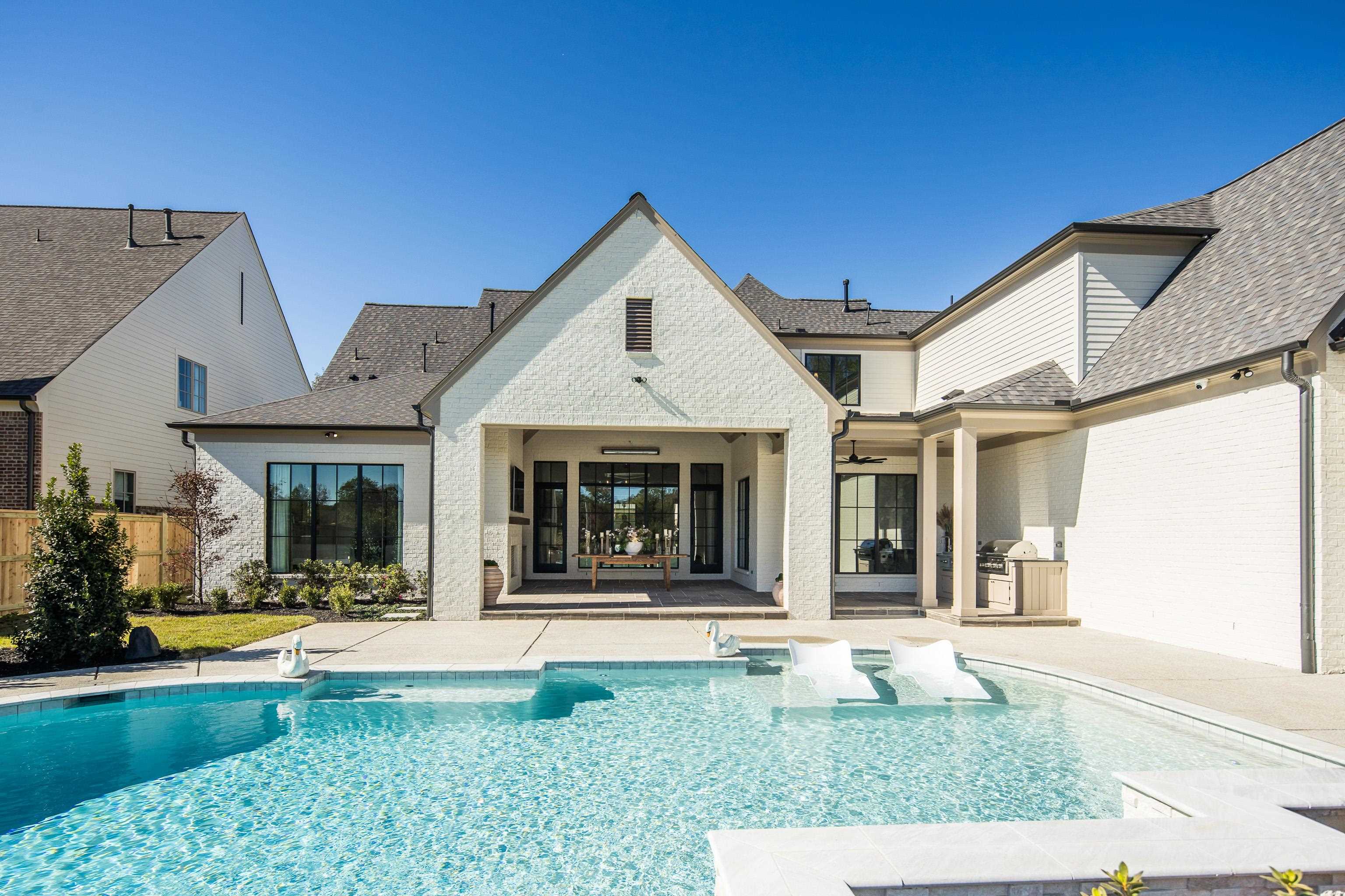3280 Hidden Creek Loop West Collierville, TN 38017 - Photo 36 of 40 front view of a house with a yard