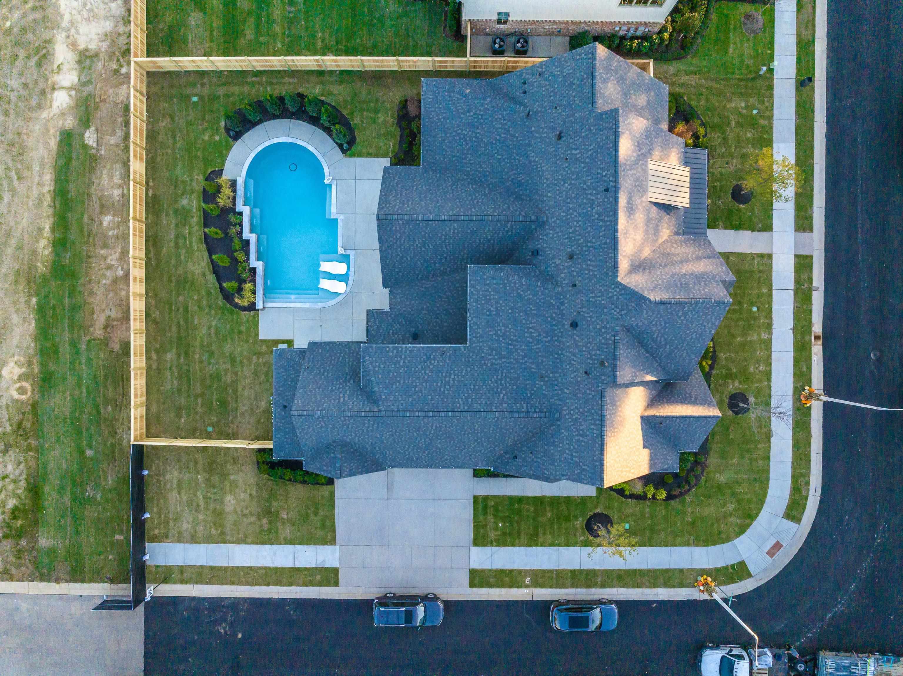 3280 Hidden Creek Loop West Collierville, TN 38017 - Photo 40 of 40 an aerial view of a house with garden