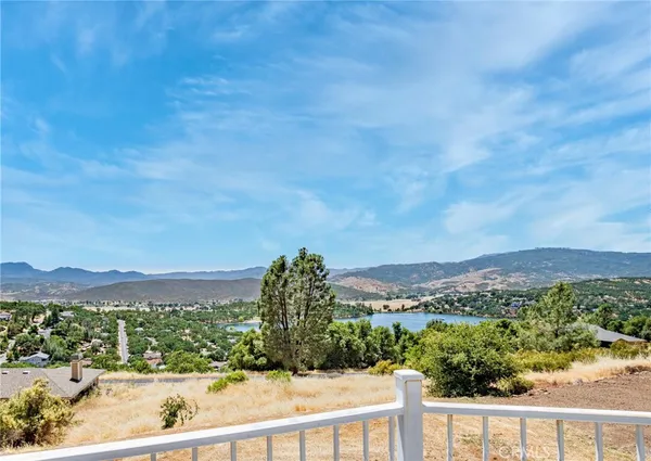 $349,000 | 19383 Stonegate Road, Hidden Valley Lake, CA 95467