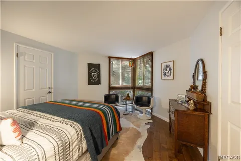 $785,000 | 238 Shasta Drive, Lake Arrowhead, CA 92352