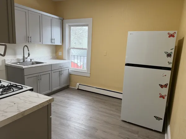 $2,099 | 799 Montello Street, Unit 2F, Brockton, MA 02301