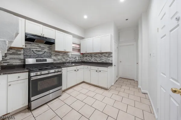 $380,000 | 249 Summer Avenue, Newark, NJ 07104